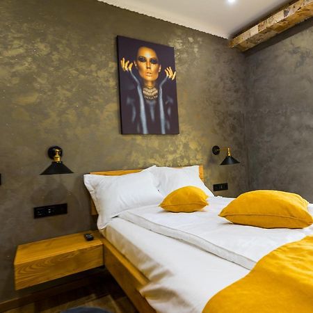 Apartament Cyborg Flat Petroszany Zewnętrze zdjęcie