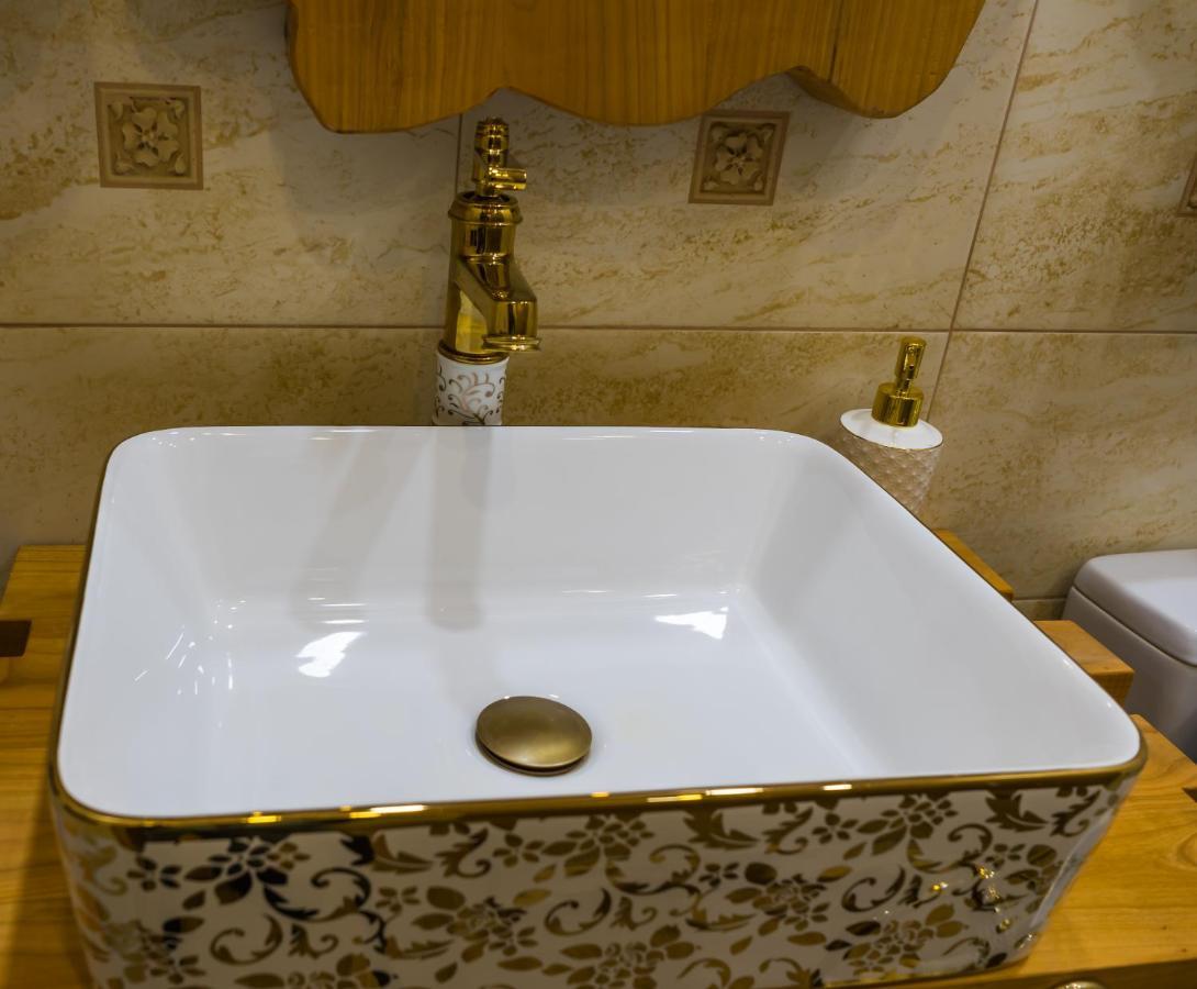 Apartament Cyborg Flat Petroszany Zewnętrze zdjęcie
